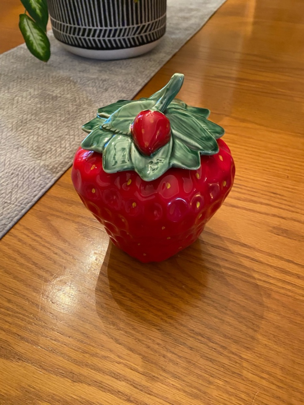 10 Strawberry Street Red Ceramic Strawberry Jar with Green Leaf Lid - Picture 6 of 6